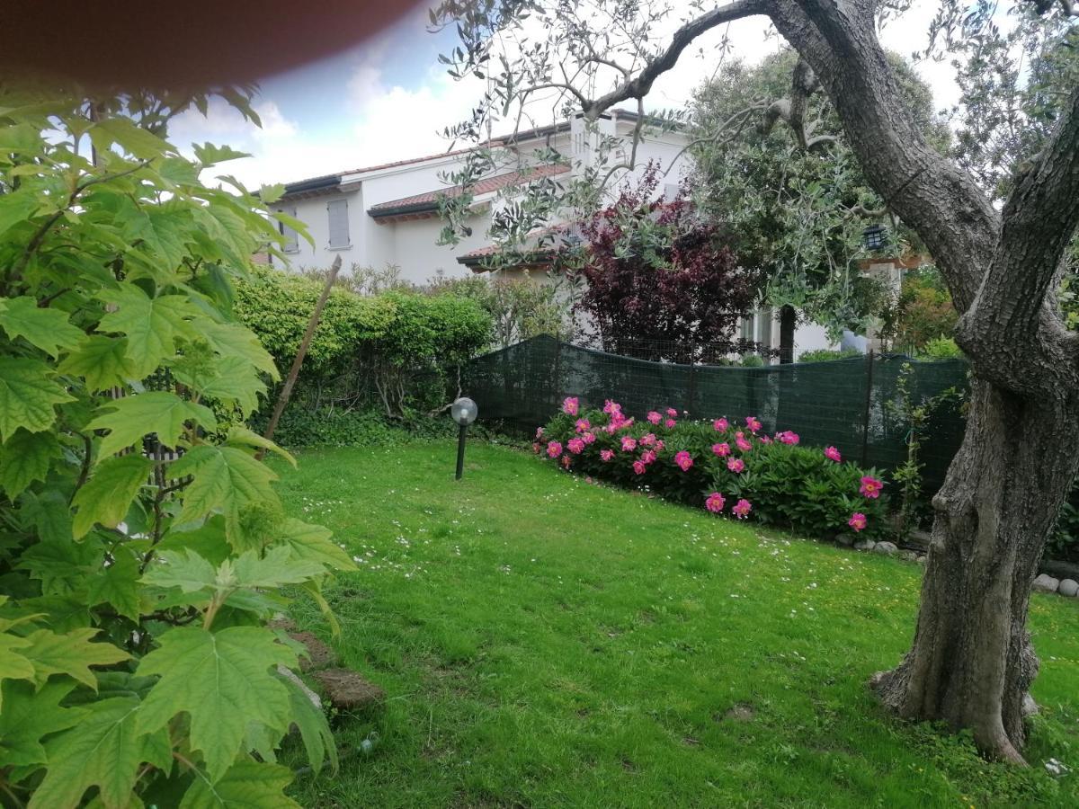 Casa Laghetto Βίλα Castellaro  Εξωτερικό φωτογραφία